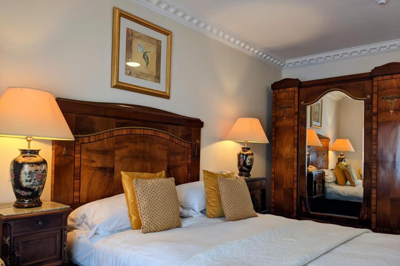 فندق Foley'S Townhouse كيلارني المظهر الخارجي الصورة
