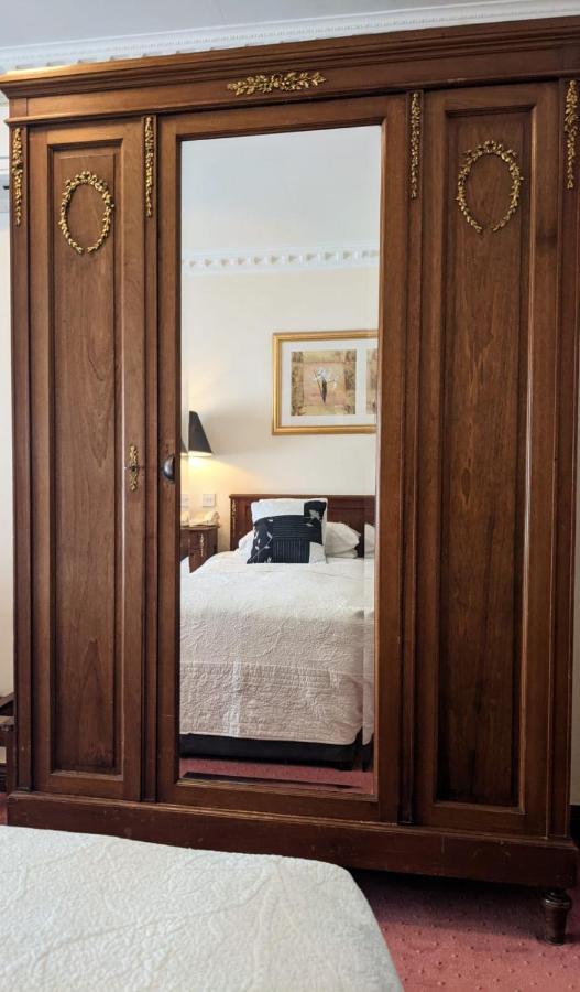 فندق Foley'S Townhouse كيلارني المظهر الخارجي الصورة