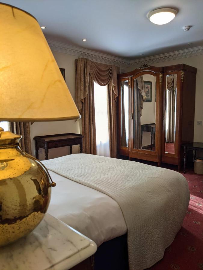 فندق Foley'S Townhouse كيلارني المظهر الخارجي الصورة