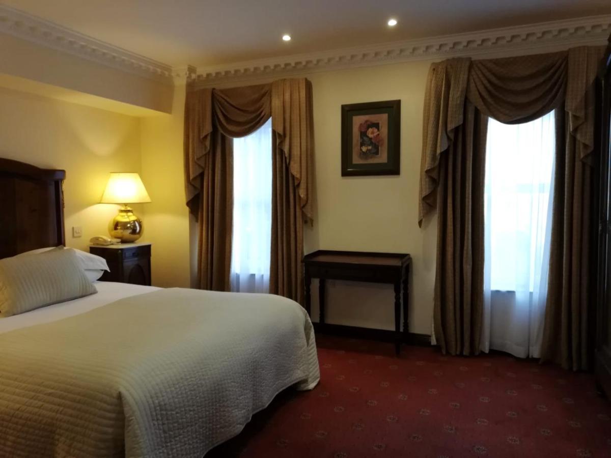 فندق Foley'S Townhouse كيلارني المظهر الخارجي الصورة