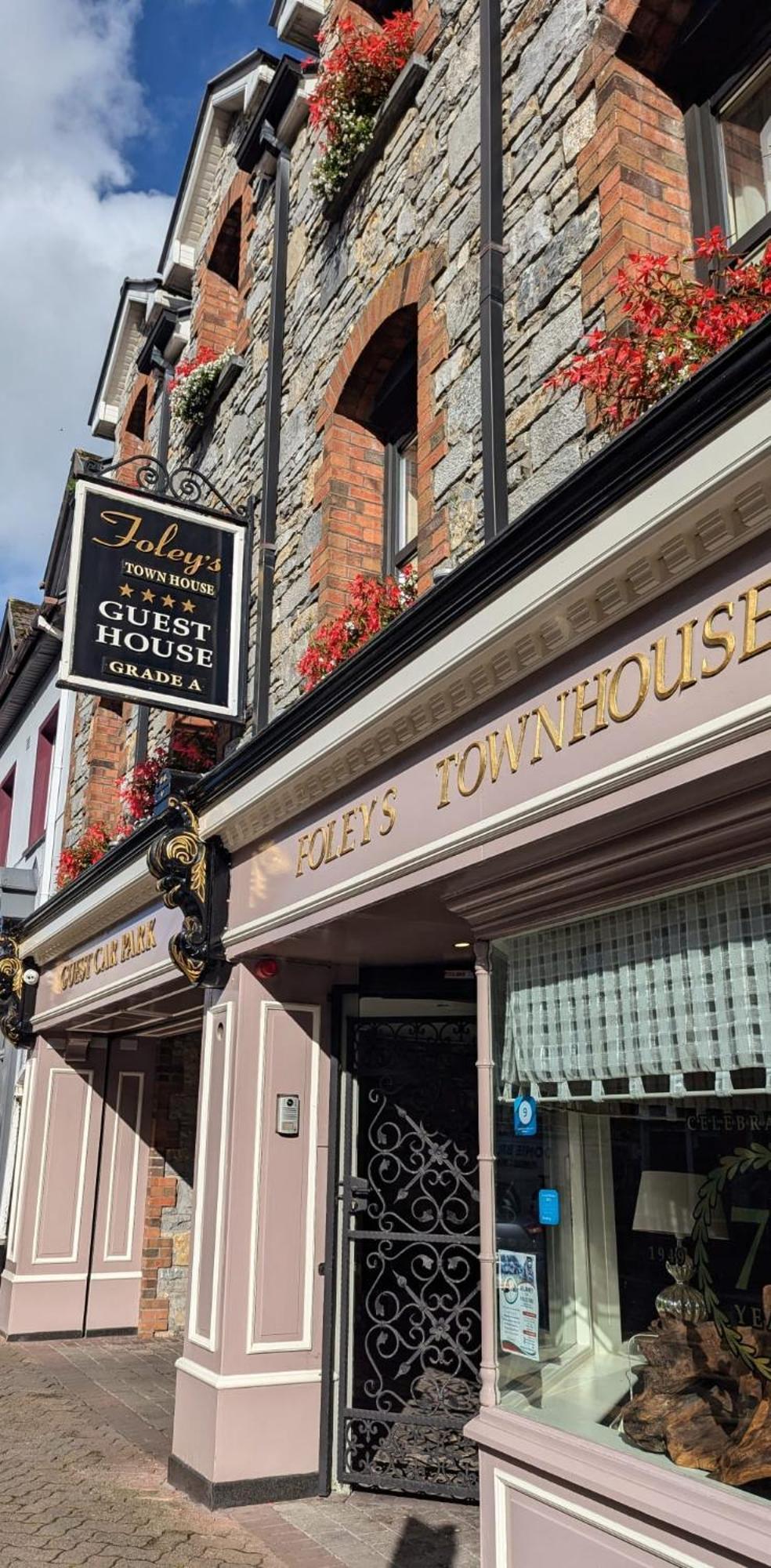 فندق Foley'S Townhouse كيلارني المظهر الخارجي الصورة