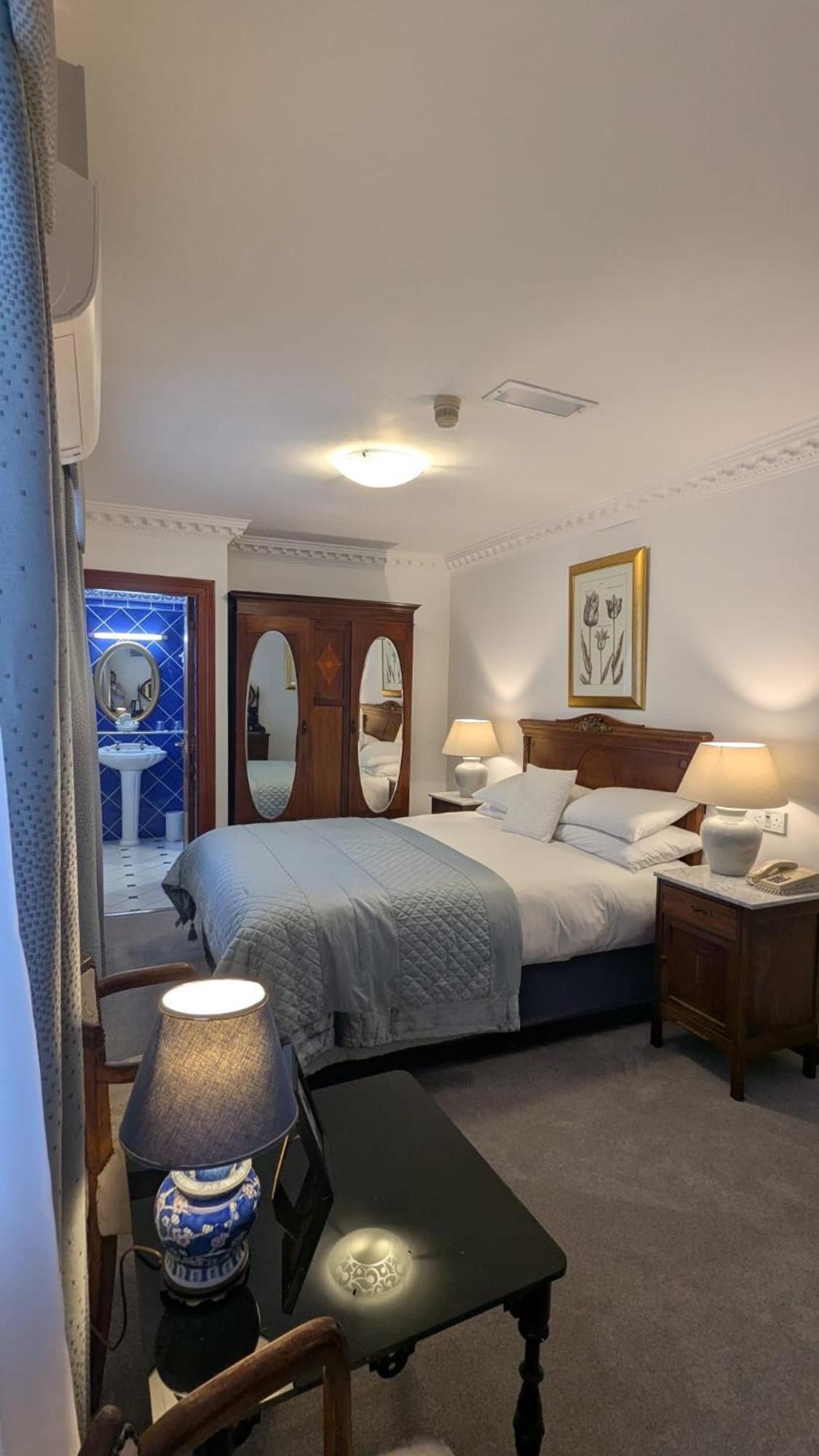فندق Foley'S Townhouse كيلارني المظهر الخارجي الصورة